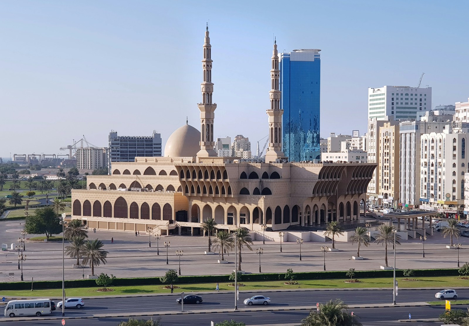 Dubai & Abu Dhabi Mortgage Down Payment Requirements (2025 Guide)